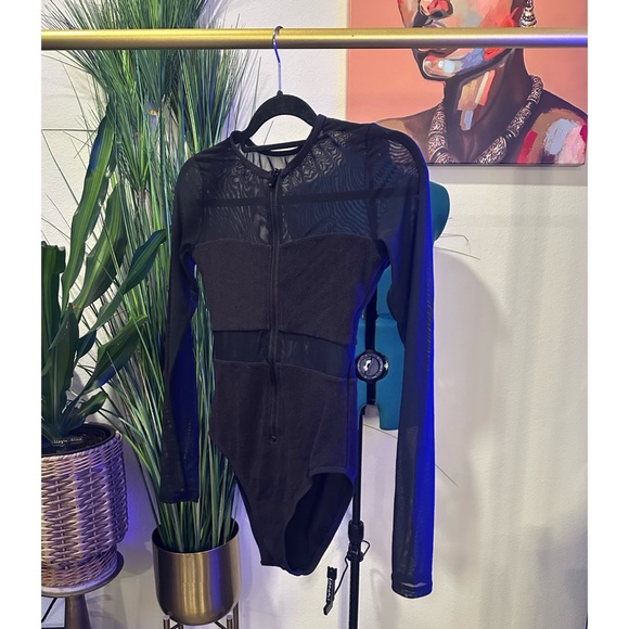 Michael Kors Stretch Nylon Zip-Up Swimsuit - Size 4 (Small) - Picture 6 of 13